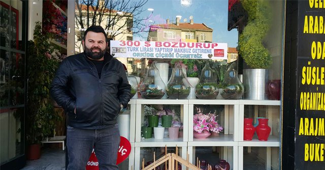 Dolarını bozdurana orkide hediye