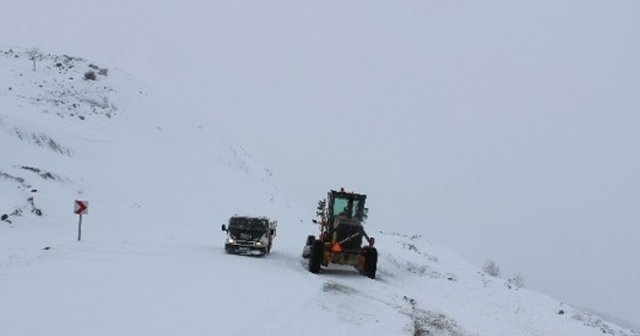 Düzce&#039;de 30 köy yolu ulaşıma kapandı