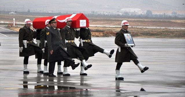 El-Bab&#039;da şehit olan 2 bordo bereli memleketlerine uğurlandı