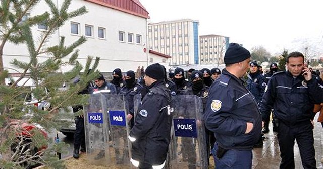 Erciyes Üniversitesi'nde öğrenciler arasında gerginlik çıktı