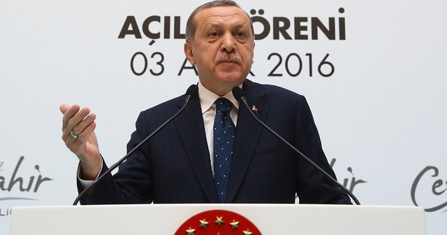 Erdoğan&#039;dan Emin Çapa&#039;ya tokat gibi cevap!