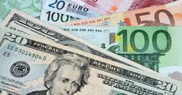 Euro/dolar dakikalar içinde yüzde 1.6 sıçradı