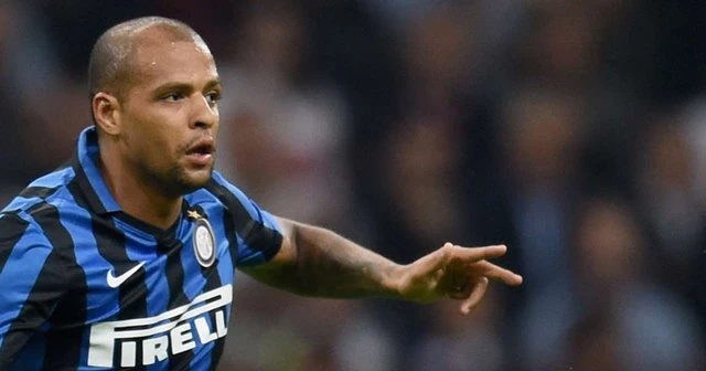 Felipe Melo Palmeiras takımı ile anlaştı