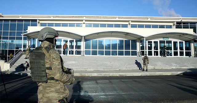 FETÖ&#039;nün darbe girişimine ilişkin İstanbul&#039;daki ilk dava başladı