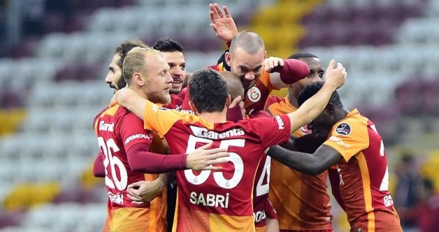 Galatasaray, 16. haftalarda 3. sıraya abone