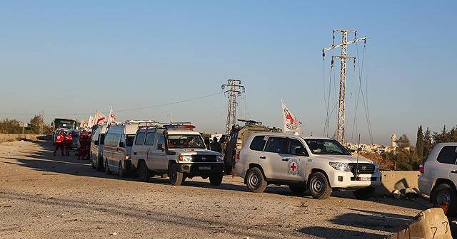 Halep&#039;ten çıkan ilk konvoy ÖSO bölgesine ulaştı