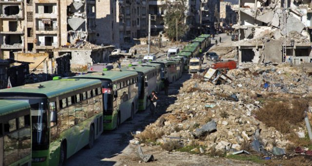 Halep&#039;ten tahliyeler yeniden başladı