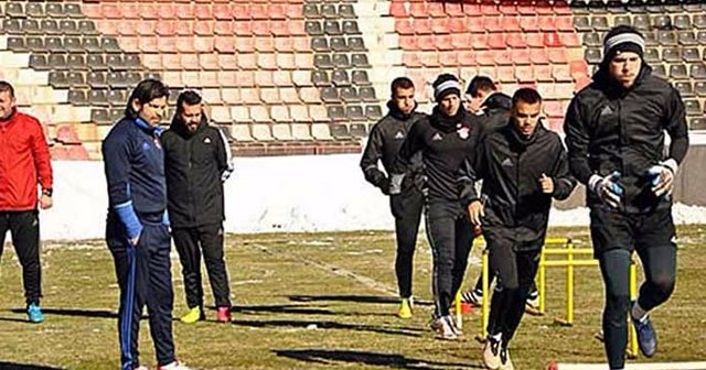 İbrahim Üzülmez Gaziantepspor&#039;un başında ilk idmanına çıktı