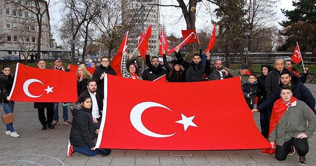 İstanbul&#039;daki terör saldırısı Almanya&#039;da protesto edildi