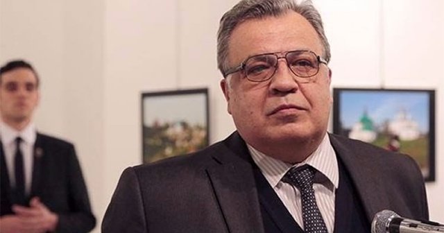 Karlov&#039;a saldıran suikastçi ile ilgili büyük şüphe