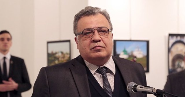 Karlov, Suriyeli muhaliflerle temas halindeydi