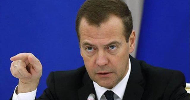 Medvedev&#039;den Karlov suikasti için sert açıklama