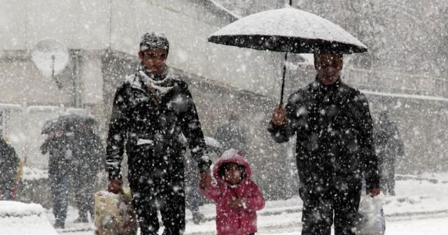 Meteoroloji&#039;den son dakika açıklaması! Hem fırtına hem kar...