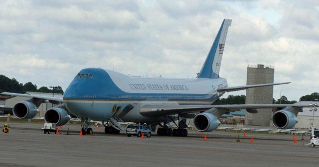 Pentagon&#039;dan &#039;Air Force One&#039; açıklaması