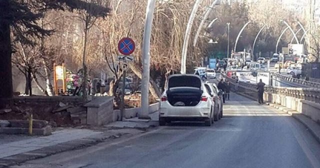 Polis Malatya&#039;da uyardı: 2 şüpheli araç...