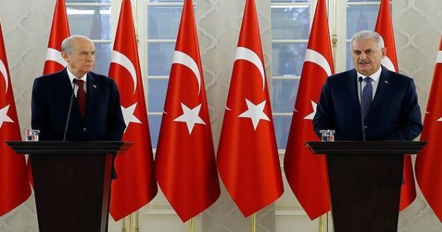 Yıldırım ve Bahçeli ortak açıklama yaptı: Başkanlık tasarısı tamam!