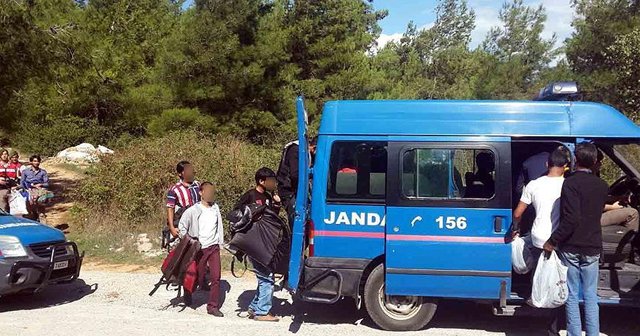 102 Kaçak göçmen sınırda yakalandı