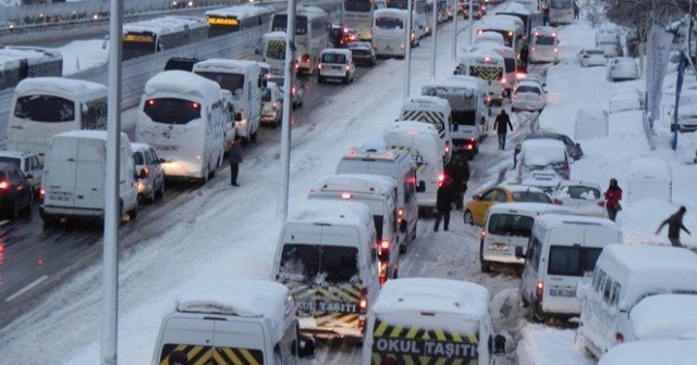 AKOM İstanbul&#039;da alarma geçti