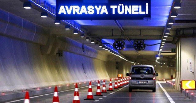 Avrasya Tüneli 24 saat hizmet vermeye başladı