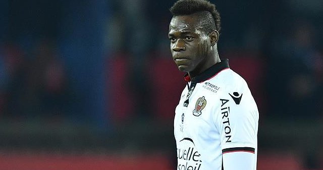 Balotelli&#039;den taraftarların ırkçı hareketlerine tepki