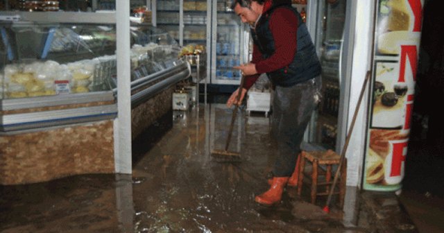 Çanakkale&#039;de su baskını