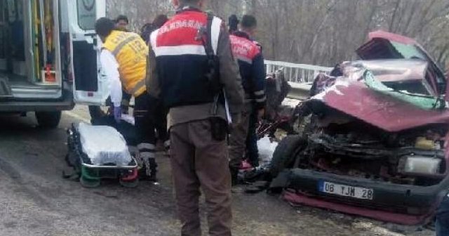 Çubuk&#039;ta zincirleme kaza: 3 ölü, 3 yaralı