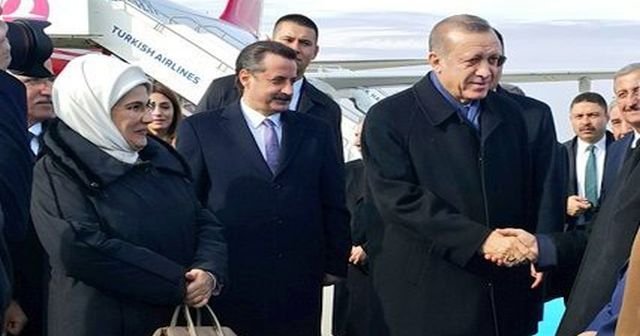 Cumhurbaşkanı Erdoğan&#039;ı Şanlıurfa&#039;da böyle beklediler