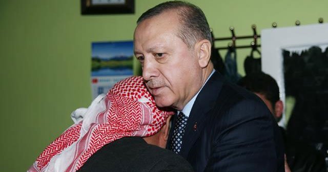 Erdoğan&#039;dan şehit ailelerine ziyaret