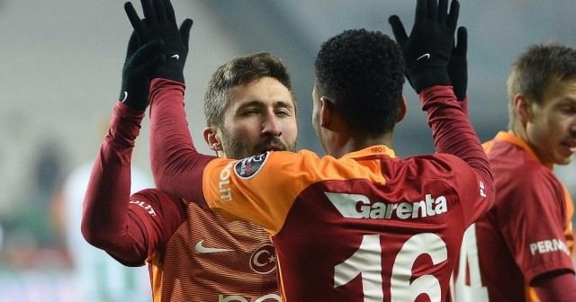 G.Saray&#039;ı Konya&#039;da &#039;Yeni Aslan&#039; uçurdu