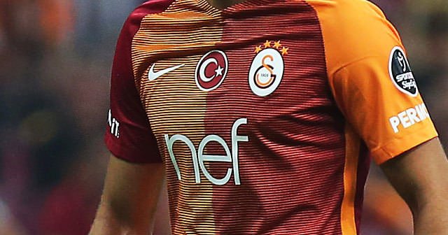 Galatasaray&#039;da iki isim tazminatla gönderildi