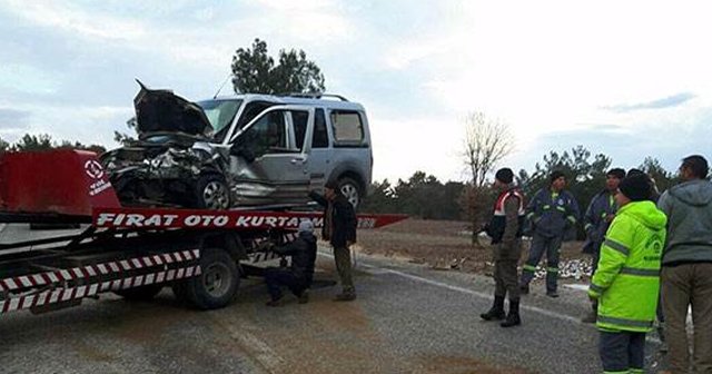 Gazino çıkışı kaza: 3 ölü, 5 yaralı