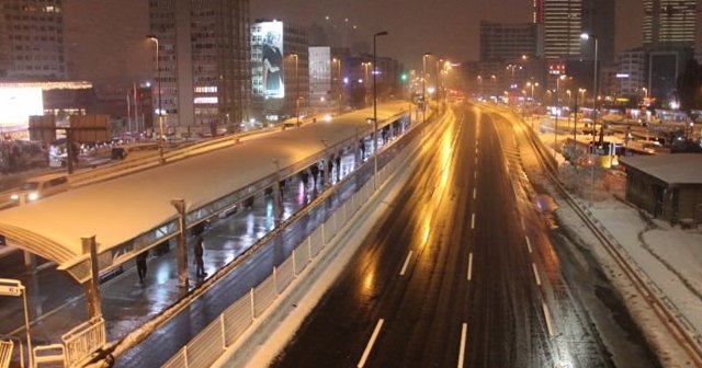 İstanbul hayalet şehre döndü