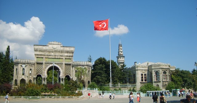 İTÜ&#039;de FETÖ temizliği!