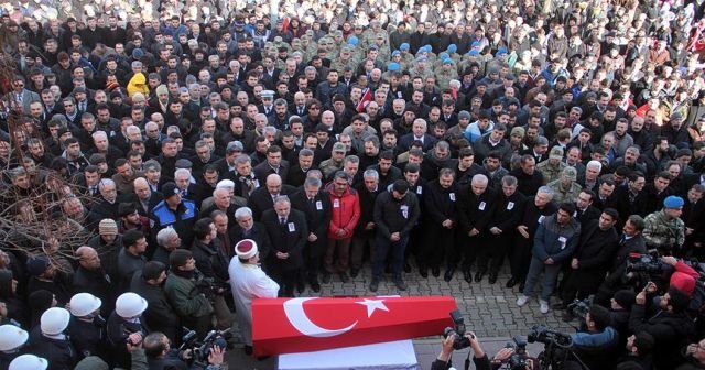 Kahraman polis Fethi Sekin son yolculuğuna uğurlandı