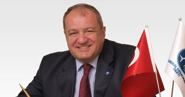 LDP lideri Cem Toker görevini bıraktı