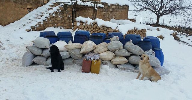 Mardin&#039;de bin 850 kilogram patlayıcı ele geçirildi