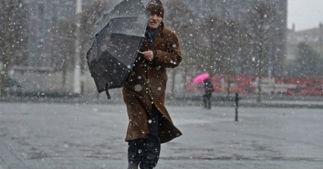 Meteoroloji'den İstanbul için sağanak uyarısı