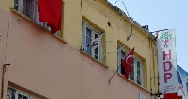 Osmaniye&#039;de HDP&#039;ye terör operasyonu: 14 gözaltı