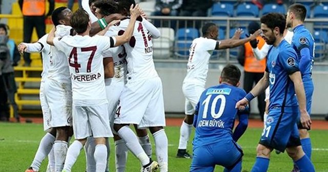 Trabzonspor İstanbul deplasmanından 3 puan çıkardı