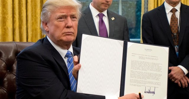 Trump'tan 'Meksika duvarı'na onay