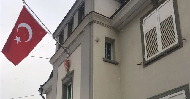 Türkiye'nin Zürih Başkonsolosluğuna çirkin saldırı
