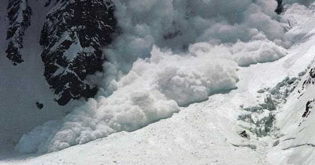 Afganistan&#039;da soğuk hava ve çığ: 37 ölü