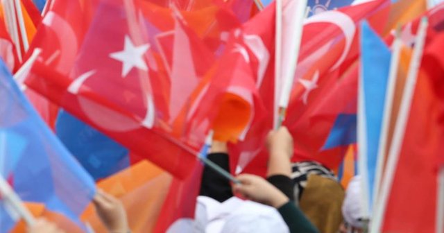 AK Parti temsilcileri referandum için Mısır&#039;da