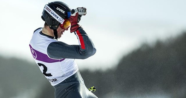 Alp disiplini büyük slalom yarışını İtalyan sporcu kazandı