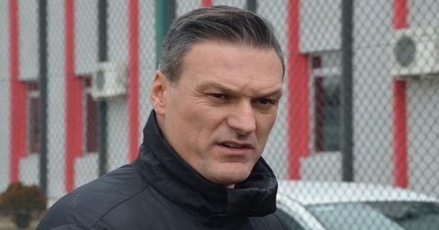 Alpay Özalan, resmen ayrıldı