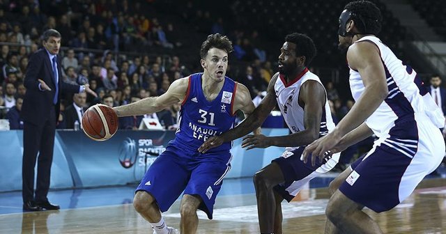 Anadolu Efes lig sonuncusuna karşı zorlandı