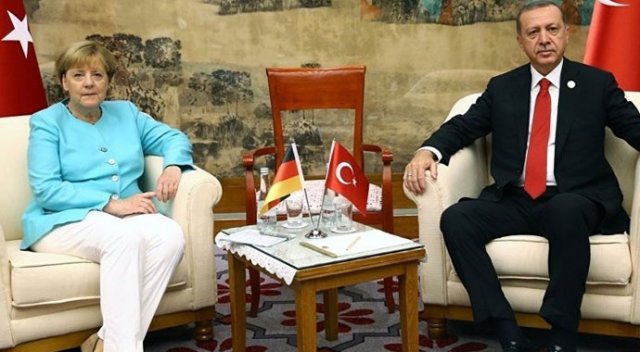 Angela Merkel yarın Türkiye&#039;ye geliyor