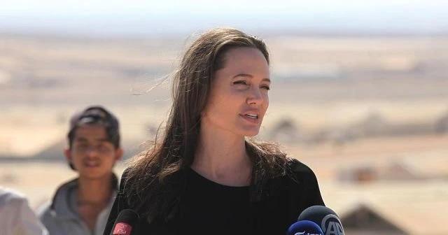 Angelina Jolie&#039;den Trump&#039;a tepki