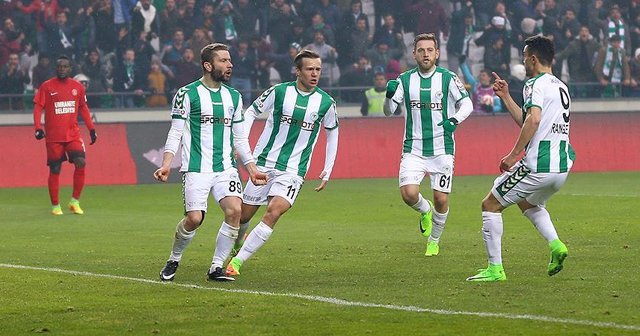 Atiker Konyaspor çeyrek finale yükseldi