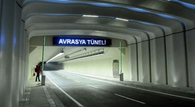 Avrasya Tüneli&#039;nden 24 saat geçişler başladı